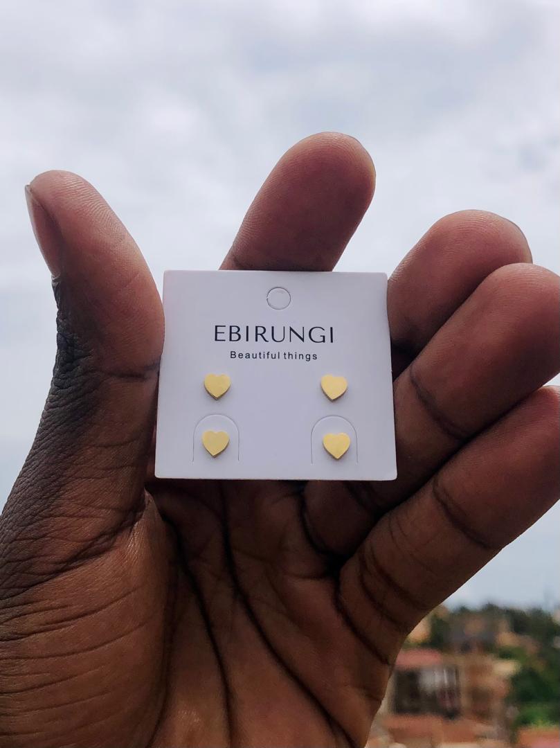 Heart of hearts studs set